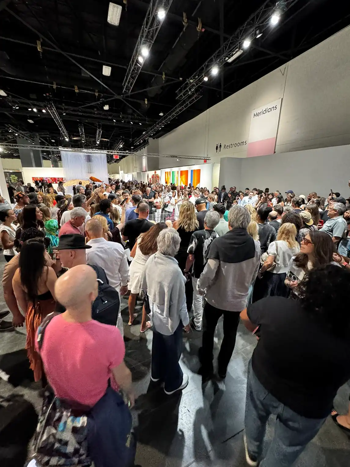 四年前靠 NFT 賺 6900 萬美元的 Beeple，現在還在賺錢